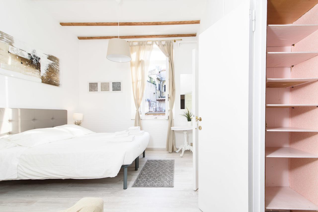 White Terrace Apartment Navona Rome Buitenkant foto