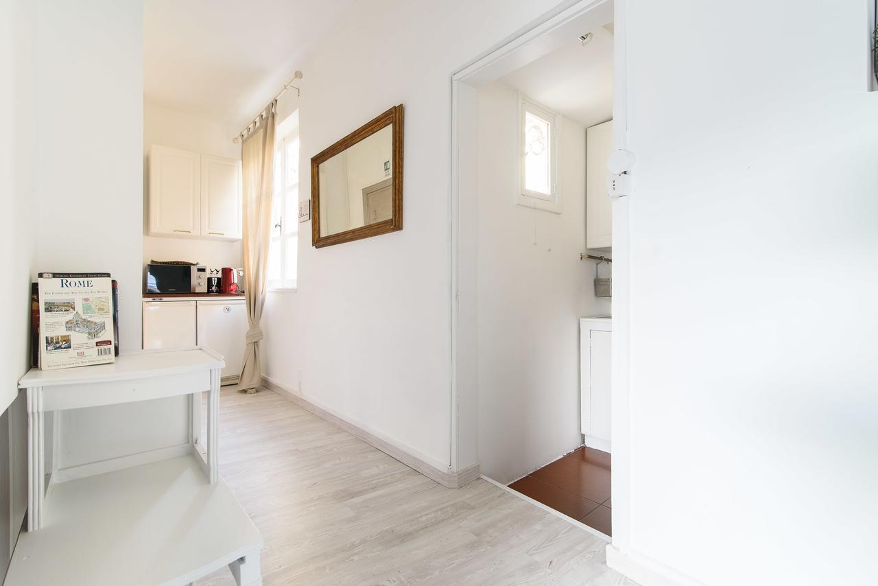White Terrace Apartment Navona Rome Buitenkant foto
